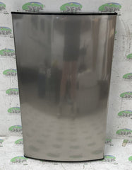 Thetford fridge freezer door