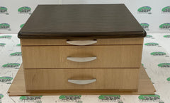 2010 Swift group Chest of drawers