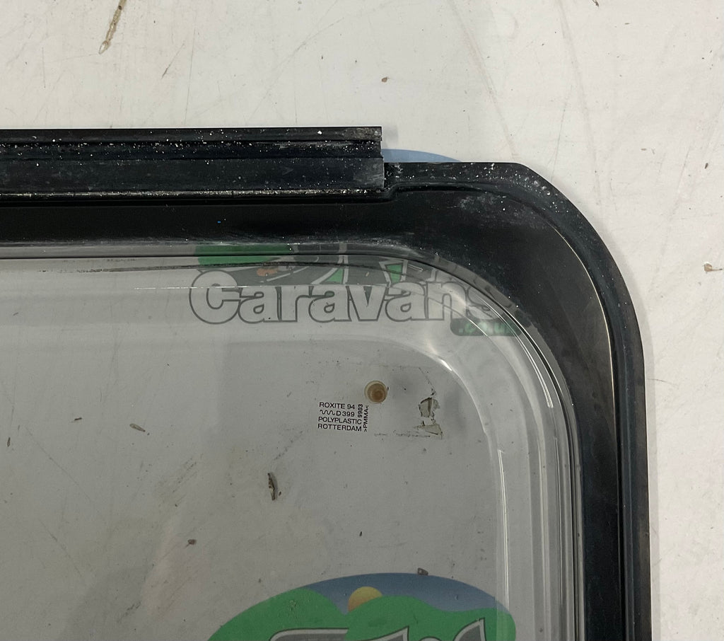 1999 Fleetwood window; 855x470mm | SFM Caravans