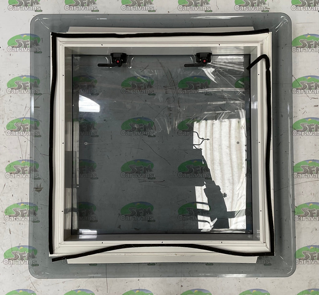 Remis Remitop rooflight 600x600mm | SFM Caravans