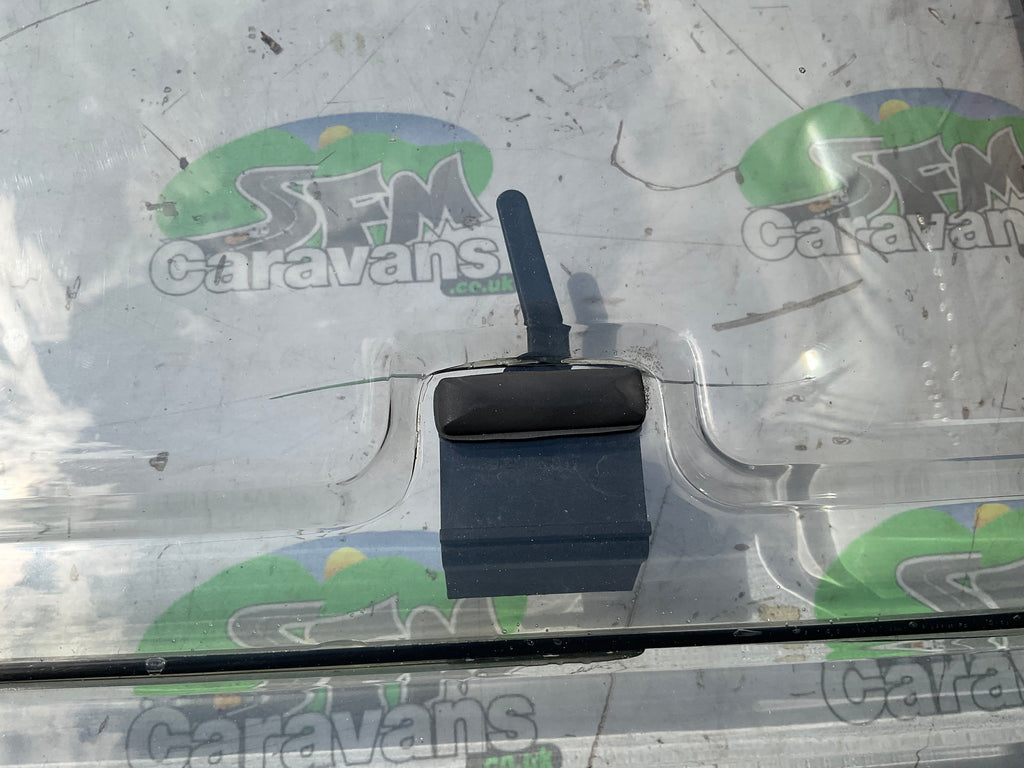 Remis Remitop 2 rooflight; 900x600mm | SFM Caravans