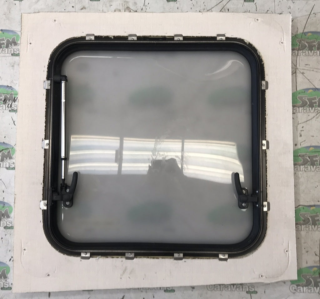 Dometic S7P framed window 535x535mm | SFM Caravans